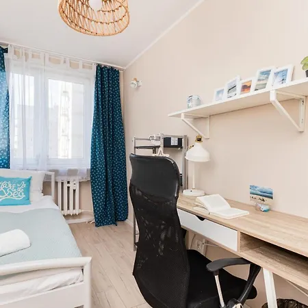 Turquoise With Balcony In Downtown By Renters Apartment